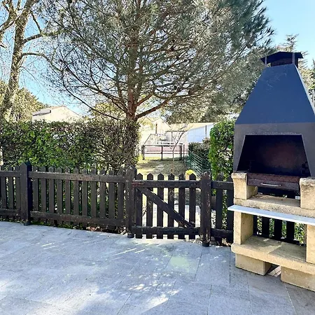 Maison Avec Terrasse, Proche Et Commerces - Fr-1-705-61 * 레 마트
