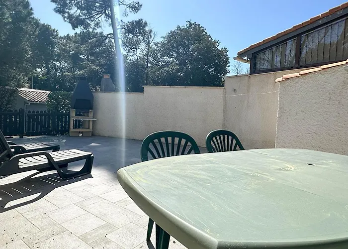 Сasa de vacaciones Maison Avec Terrasse, Proche Et Commerces - Fr-1-705-61 Les Mathes