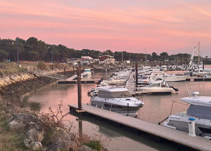 Сasa de vacaciones Maison Avec Terrasse, Proche Et Commerces - Fr-1-705-61 Les Mathes