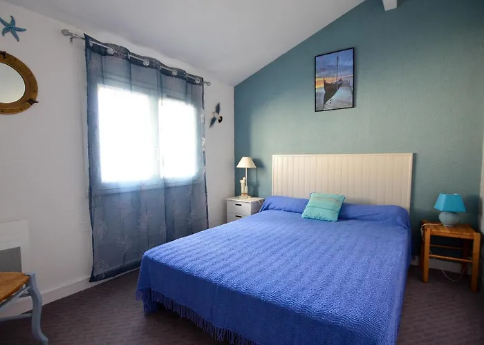 Maison Avec Terrasse, Proche Et Commerces - Fr-1-705-61 * Les Mathes